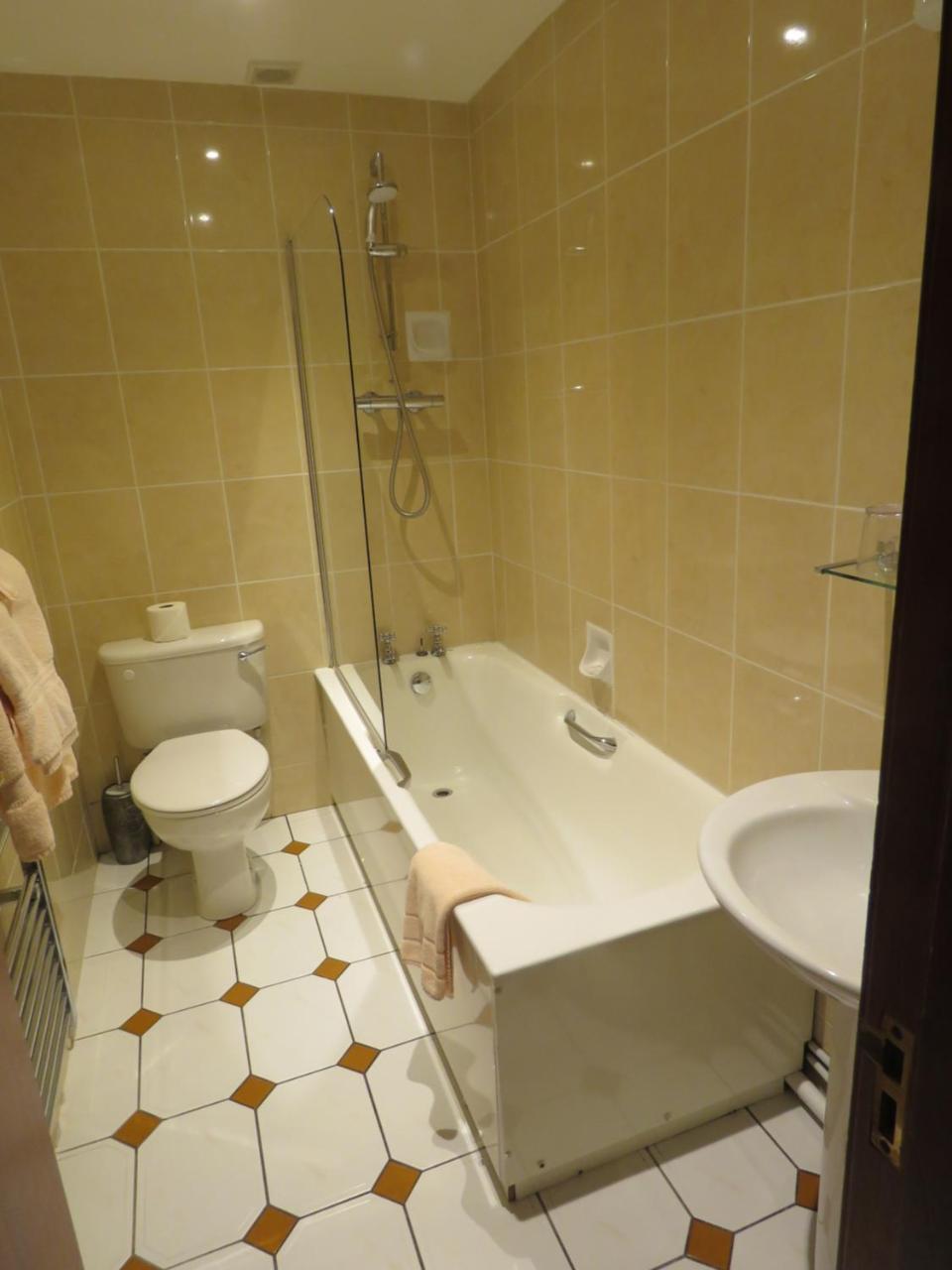 The Bay Horse Hotel And Restaurant Ulverston Ngoại thất bức ảnh